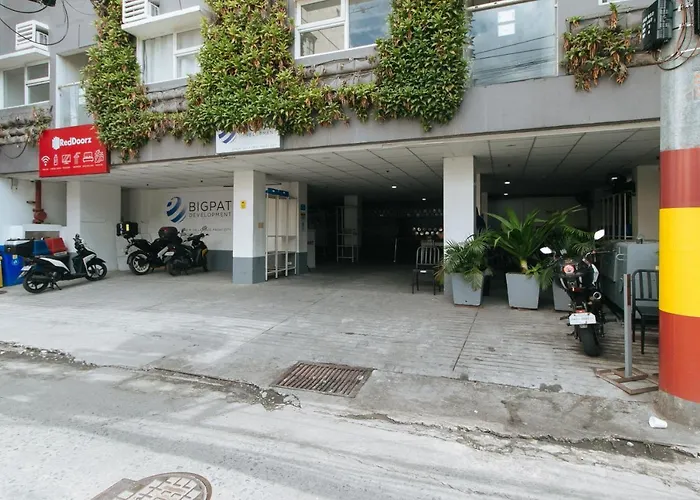The Hostels Reddoorz At Pasay Centrale