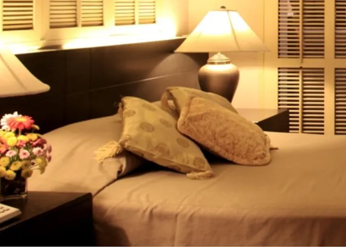 Mabini Mansion Hotel & Residential Suites